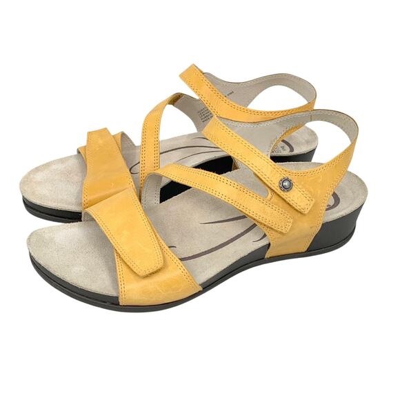 Abeo Sandals Biosystem Quartz Leather Adjustable Strap Wedge Yellow Womens 8 N - Picture 1 of 7